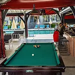 Blue Star Hotel
