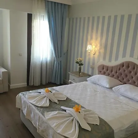 Blue Star Hotel