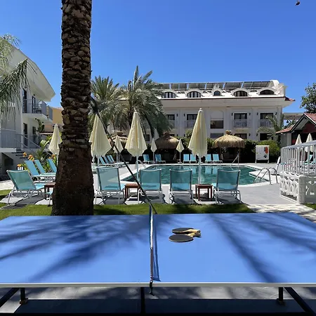 Blue Star Otel