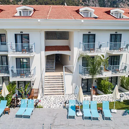 Otel Blue Star