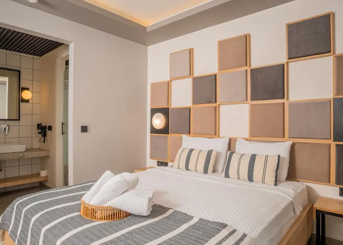 Blue Star Ολουντενίζ