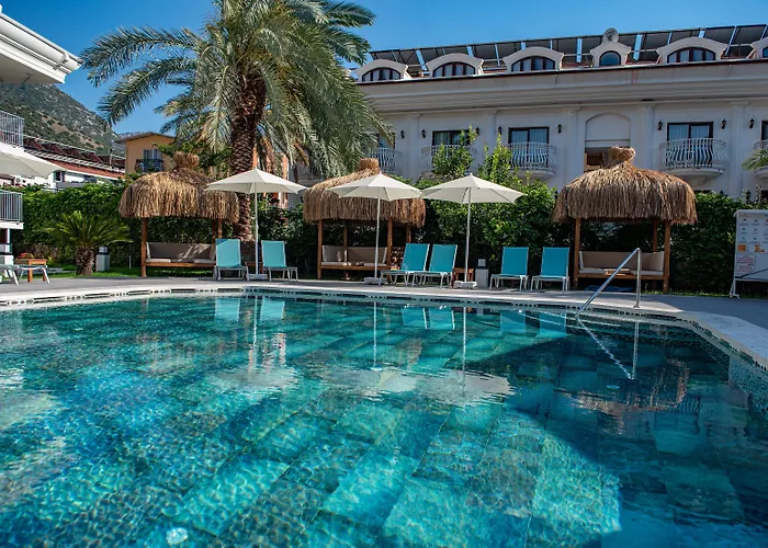 Blue Star Ολουντενίζ